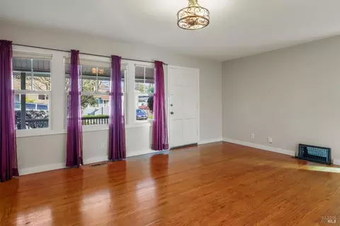 113 Hermosa Ave, Vallejo, CA 94589 photo 6