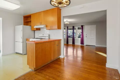 113 Hermosa Ave, Vallejo, CA 94589 photo 9