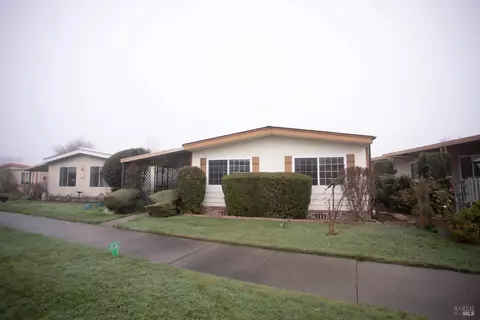 226 Parque Margarita Ct, Rohnert Park, CA 94928