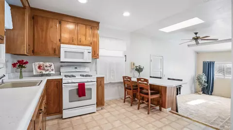 350 Walnut Ave, Vacaville, CA 95688 photo 14