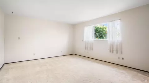 350 Walnut Ave, Vacaville, CA 95688 photo 21