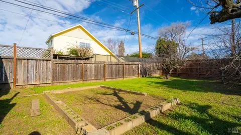 350 Walnut Ave, Vacaville, CA 95688 photo 37