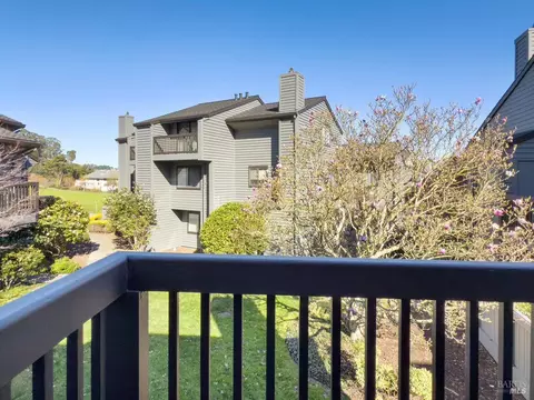 Exterior - 192 Cypress Pl, Sausalito, CA 94965 photo 5 of 19