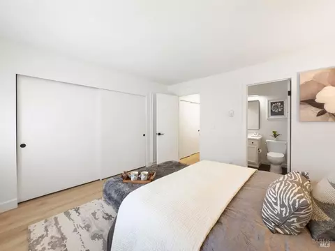 Bedroom - 192 Cypress Pl, Sausalito, CA 94965 photo 5 of 13