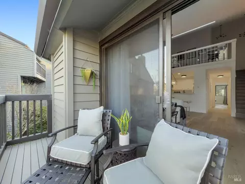 Exterior - 192 Cypress Pl, Sausalito, CA 94965 photo 6 of 19