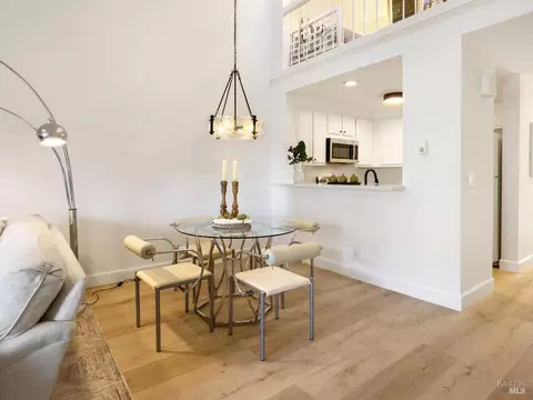 Dining - 192 Cypress Pl, Sausalito, CA 94965 photo 2 of 5
