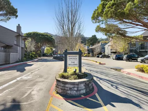 Exterior - 192 Cypress Pl, Sausalito, CA 94965 photo 18 of 19
