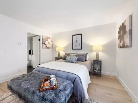 Bedroom - 192 Cypress Pl, Sausalito, CA 94965 photo 3 of 13