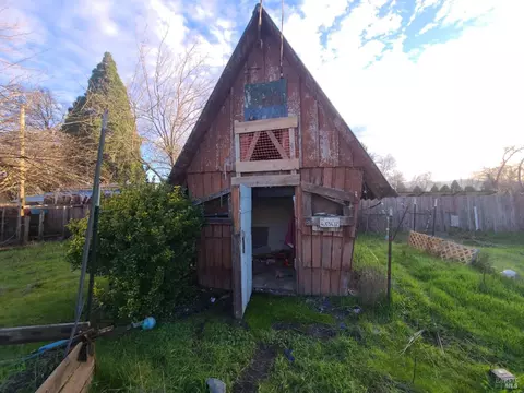 Exterior - 23975 Eberle St, Covelo, CA 95428 photo 5 of 5
