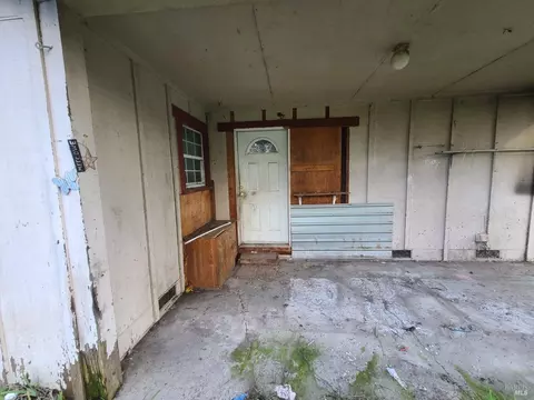 Exterior - 23975 Eberle St, Covelo, CA 95428 photo 3 of 5