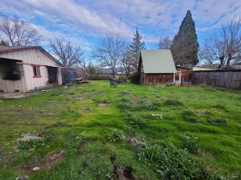 Exterior - 23975 Eberle St, Covelo, CA 95428 photo 2 of 5