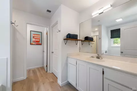 324 Moonlight Cir, Cloverdale, CA 95425 photo 13