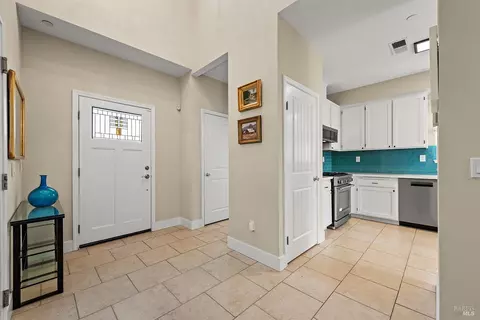 324 Moonlight Cir, Cloverdale, CA 95425 photo 6
