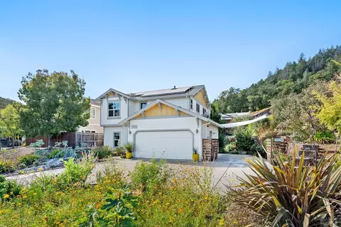 324 Moonlight Cir, Cloverdale, CA 95425