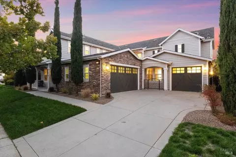 10 Creekview Ct, Novato, CA 94949
