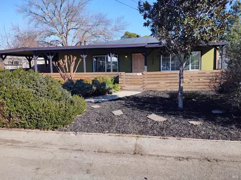 1406 Carol Dr, Napa, CA 94558