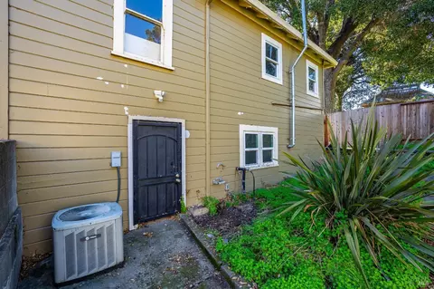 Exterior - 839-841 Capitol St, Vallejo, CA 94590 photo 33 of 50
