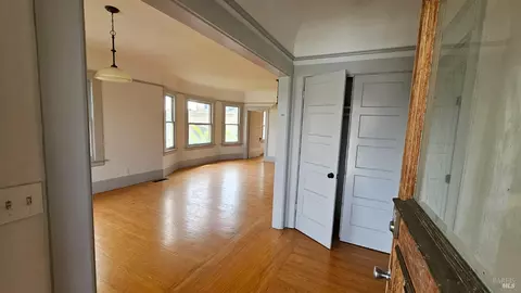 Entry Way - 839-841 Capitol St, Vallejo, CA 94590 photo 1 of 5