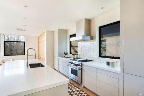 855 Grape Stone Ln, Sonoma, CA 95476 photo 9