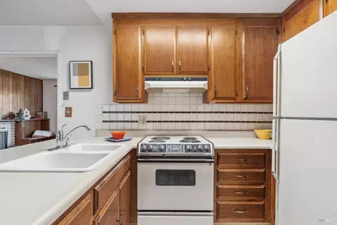 212 Cortland Cir, Vallejo, CA 94589 photo 10