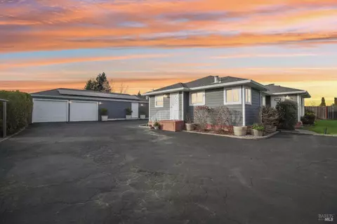 5867 Old Redwood Hwy, Penngrove, CA 94951