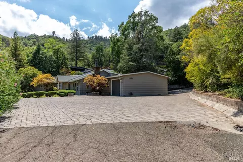 Exterior - 1129 W Standley St, Ukiah, CA 95482 photo 8 of 8