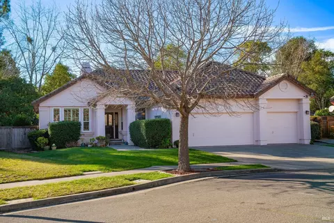 5408 Shallows Pl W, Santa Rosa, CA 95409