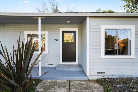 718 La Verne Ave, Santa Rosa, CA 95404