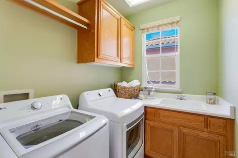 7805 Caracena Ct, Vallejo, CA 94591 photo 30