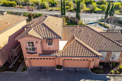 7805 Caracena Ct, Vallejo, CA 94591 photo 2