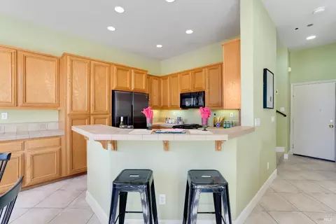 7805 Caracena Ct, Vallejo, CA 94591 photo 12