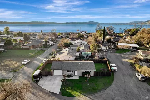 6948 Plaza Ter, Lucerne, CA 95458