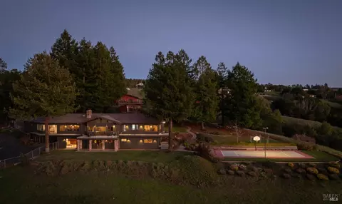 5011 Pressley Rd, Santa Rosa, CA 95404