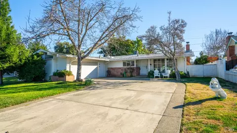 461 Buck Ave, Vacaville, CA 95688 photo 4