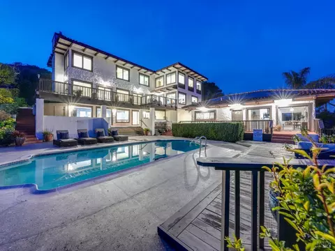 2390 Paradise Dr, Tiburon, CA 94920