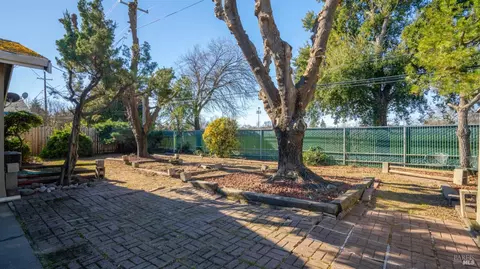 290 S 7th St, Dixon, CA 95620 photo 32