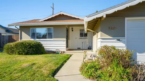 290 S 7th St, Dixon, CA 95620 photo 5