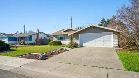 290 S 7th St, Dixon, CA 95620 photo 4