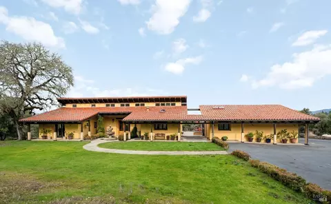 7100 Lorene Rd, Redwood Valley, CA 95470
