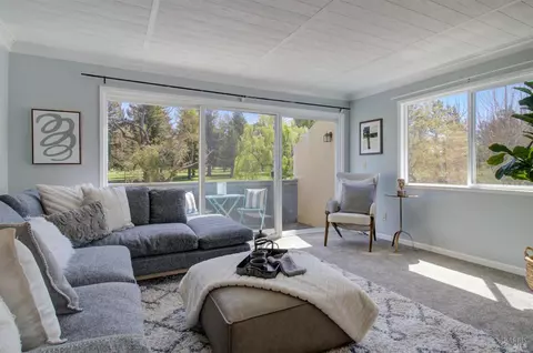 3080 Yulupa Ave, Santa Rosa, CA 95405