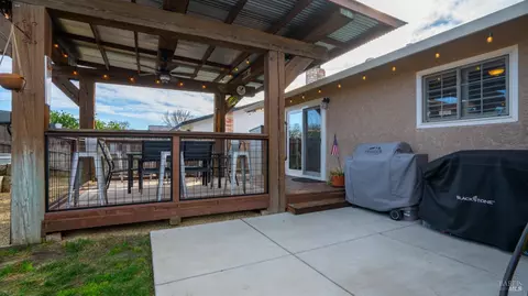 107 Andover Dr, Vacaville, CA 95687 photo 34