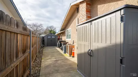 107 Andover Dr, Vacaville, CA 95687 photo 28