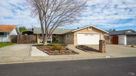 107 Andover Dr, Vacaville, CA 95687 photo 4