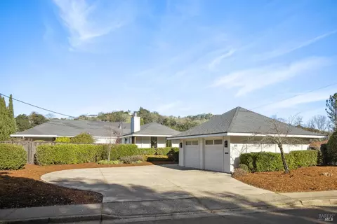 80 Country Club Dr, Novato, CA 94949