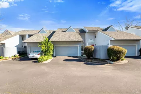 2791 Mcbride Ln #150, Santa Rosa, CA 95403