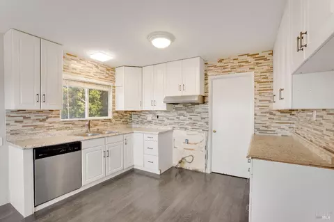 1802 Redwood St, Vallejo, CA 94590 photo 8