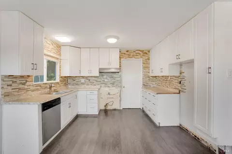 1802 Redwood St, Vallejo, CA 94590 photo 2