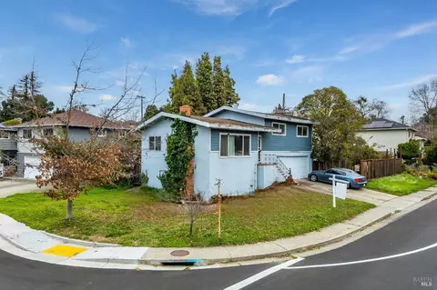 1802 Redwood St, Vallejo, CA 94590