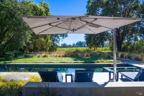1083 Hedgeside Ave, Napa, CA 94558 photo 4