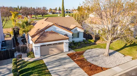 190 Bantry Dr, Vacaville, CA 95688 photo 3